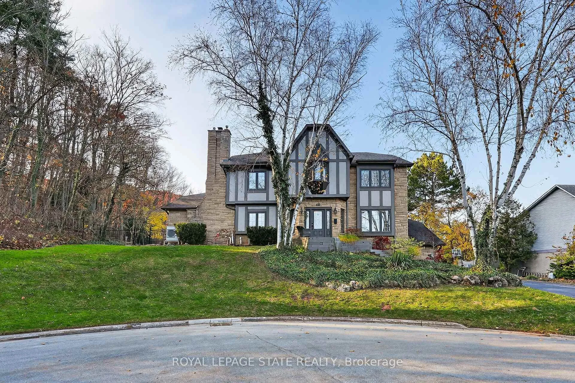 Front of 40 Parkwood Road