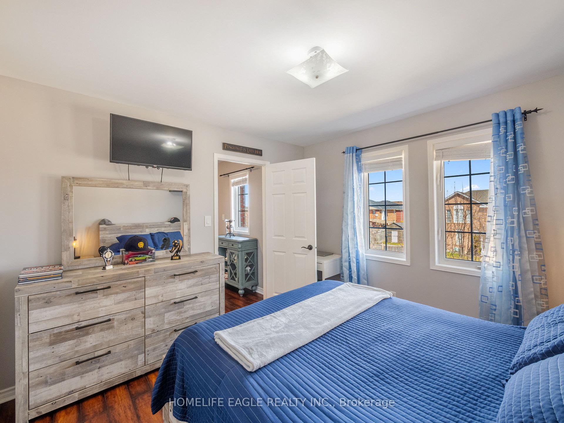 Photo 16 of 2 Piper Street, Brampton, Fletcher's Meadow — HOMEH