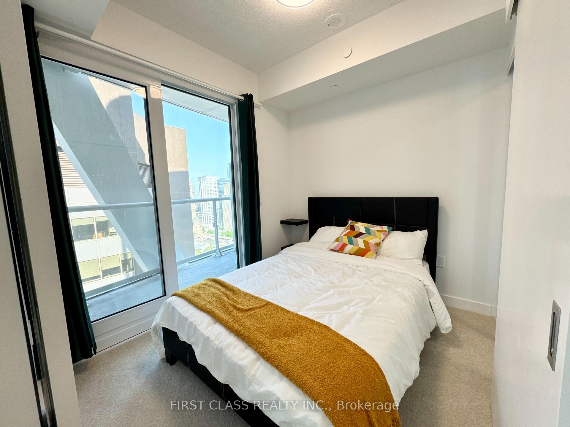 Photo 12 of Unit 2912, 230 Simcoe Street, Toronto, Kensington-Chinatown — HOMEH