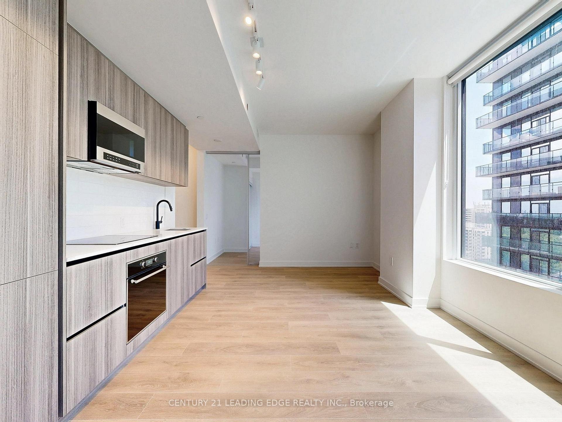 Photo 5 of Unit 1602, 117 Broadway Avenue, Toronto, Mount Pleasant West — HOMEH