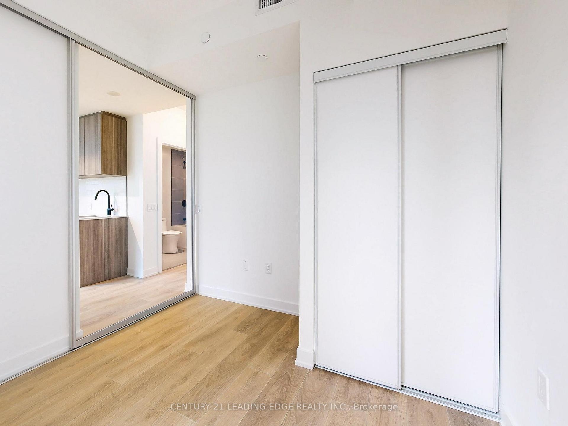 Photo 12 of Unit 1602, 117 Broadway Avenue, Toronto, Mount Pleasant West — HOMEH