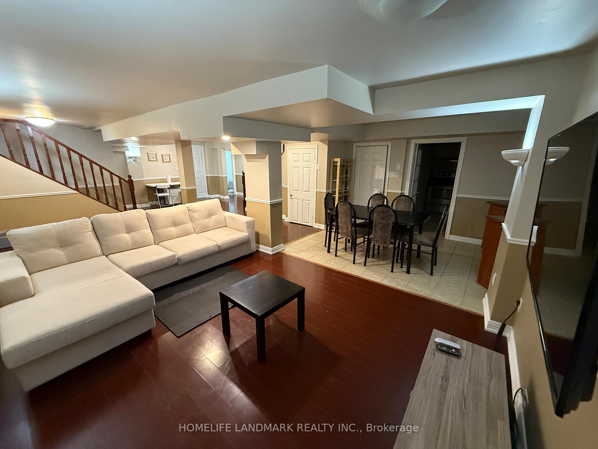 Photo 17 of Bsmt 104 Olivewood Drive, Markham, Middlefield — HOMEH