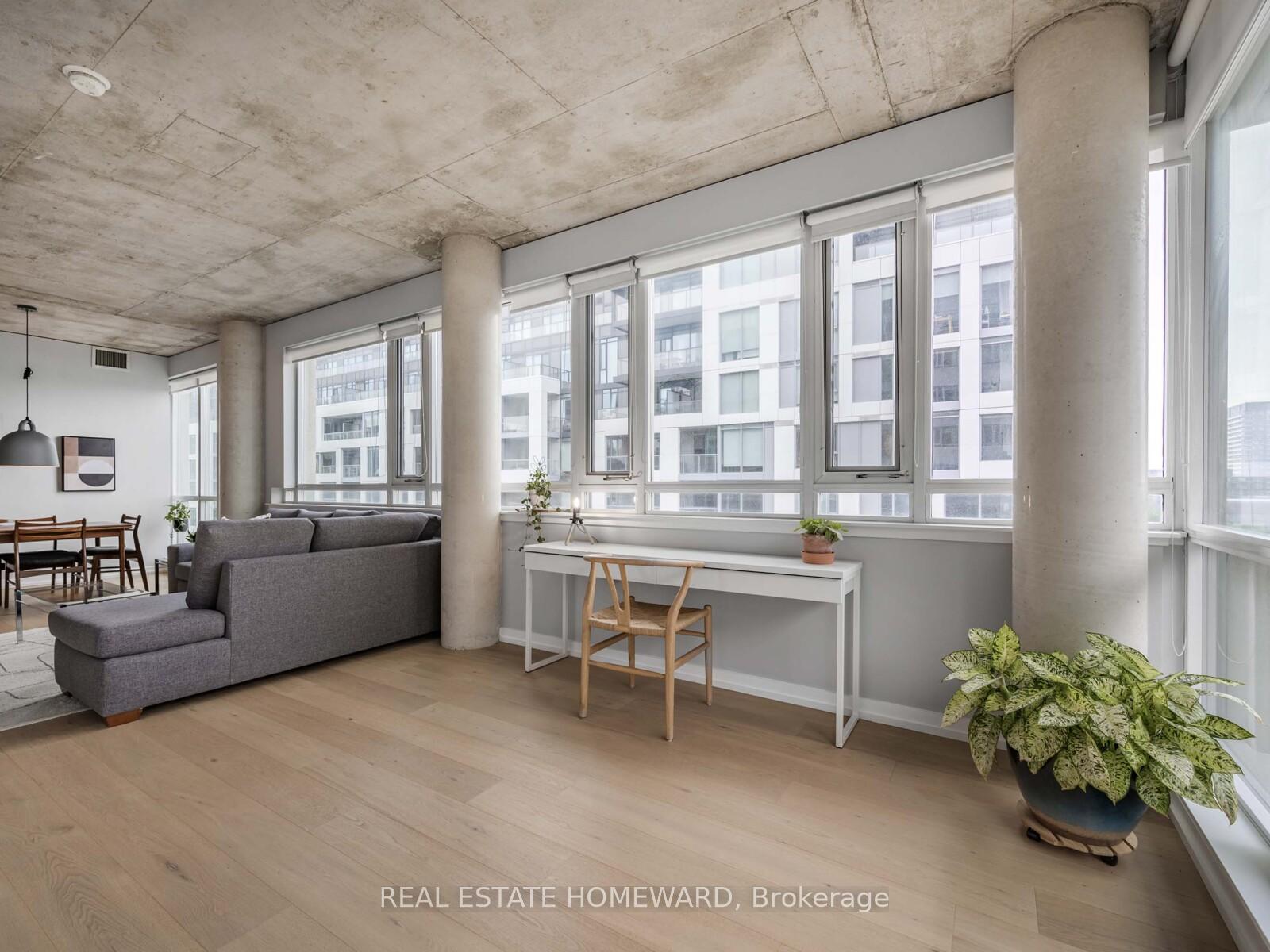 Photo 8 of Unit 706, 38 Niagara Street, Toronto, Niagara — HOMEH