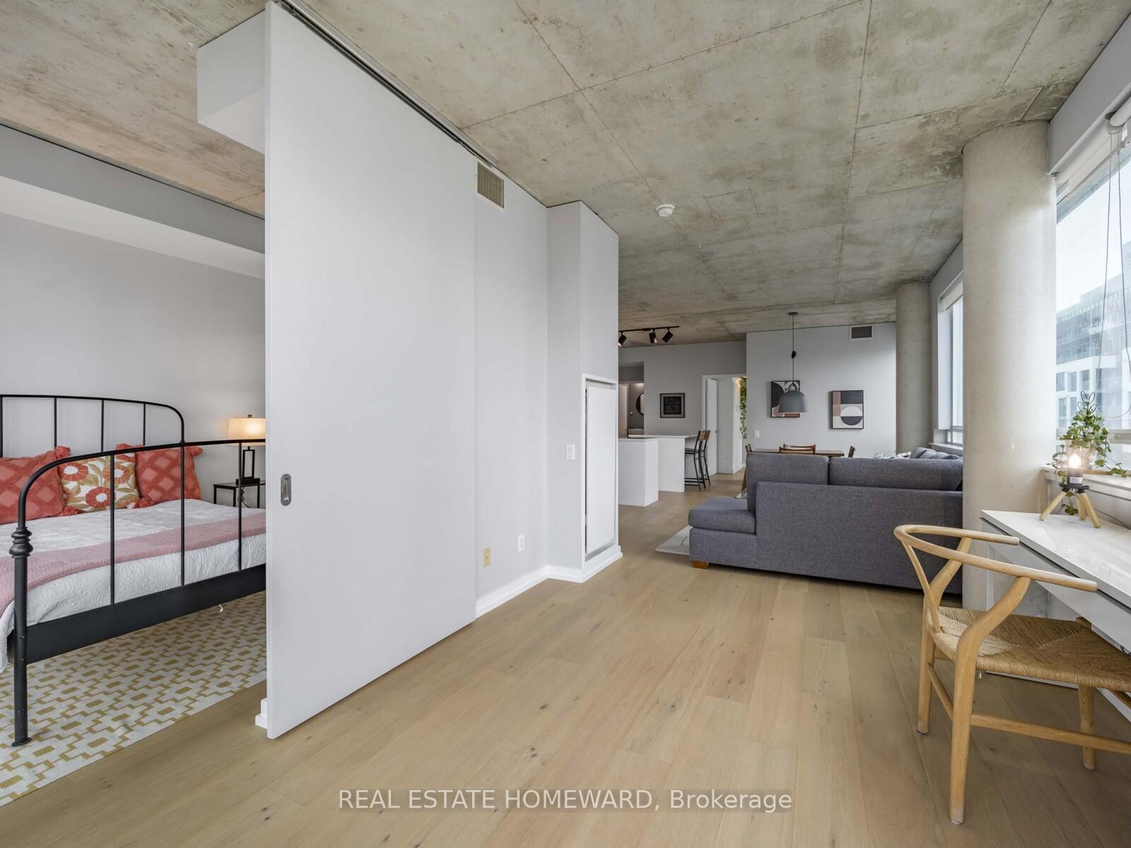 Photo 11 of Unit 706, 38 Niagara Street, Toronto, Niagara — HOMEH