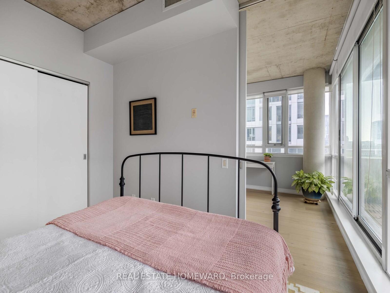 Photo 5 of Unit 706, 38 Niagara Street, Toronto, Niagara — HOMEH