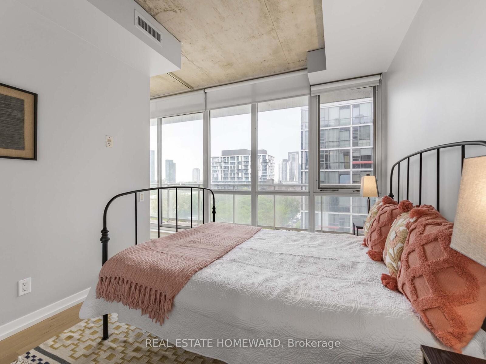Photo 12 of Unit 706, 38 Niagara Street, Toronto, Niagara — HOMEH