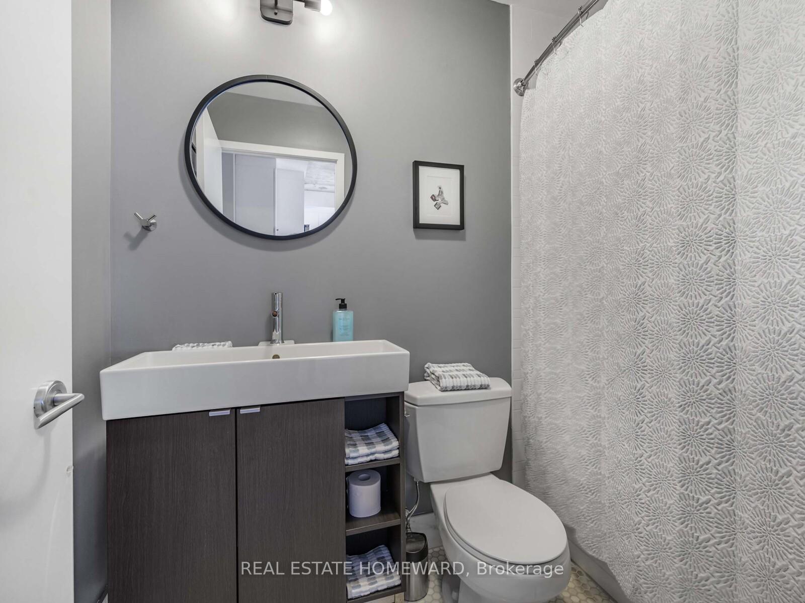 Photo 16 of Unit 706, 38 Niagara Street, Toronto, Niagara — HOMEH