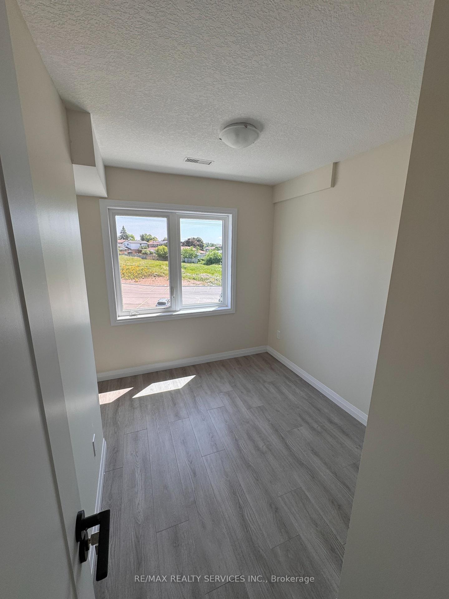 Photo 2 of Unit 49, 350 Fisher Mills Road, Cambridge — HOMEH