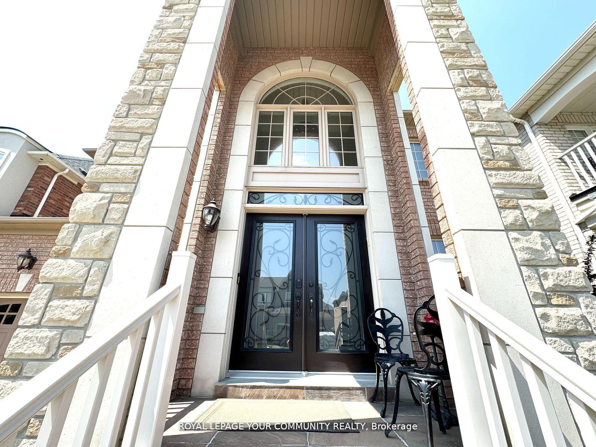 Photo 9 of 60 Pantano Drive, Vaughan, Patterson — HOMEH