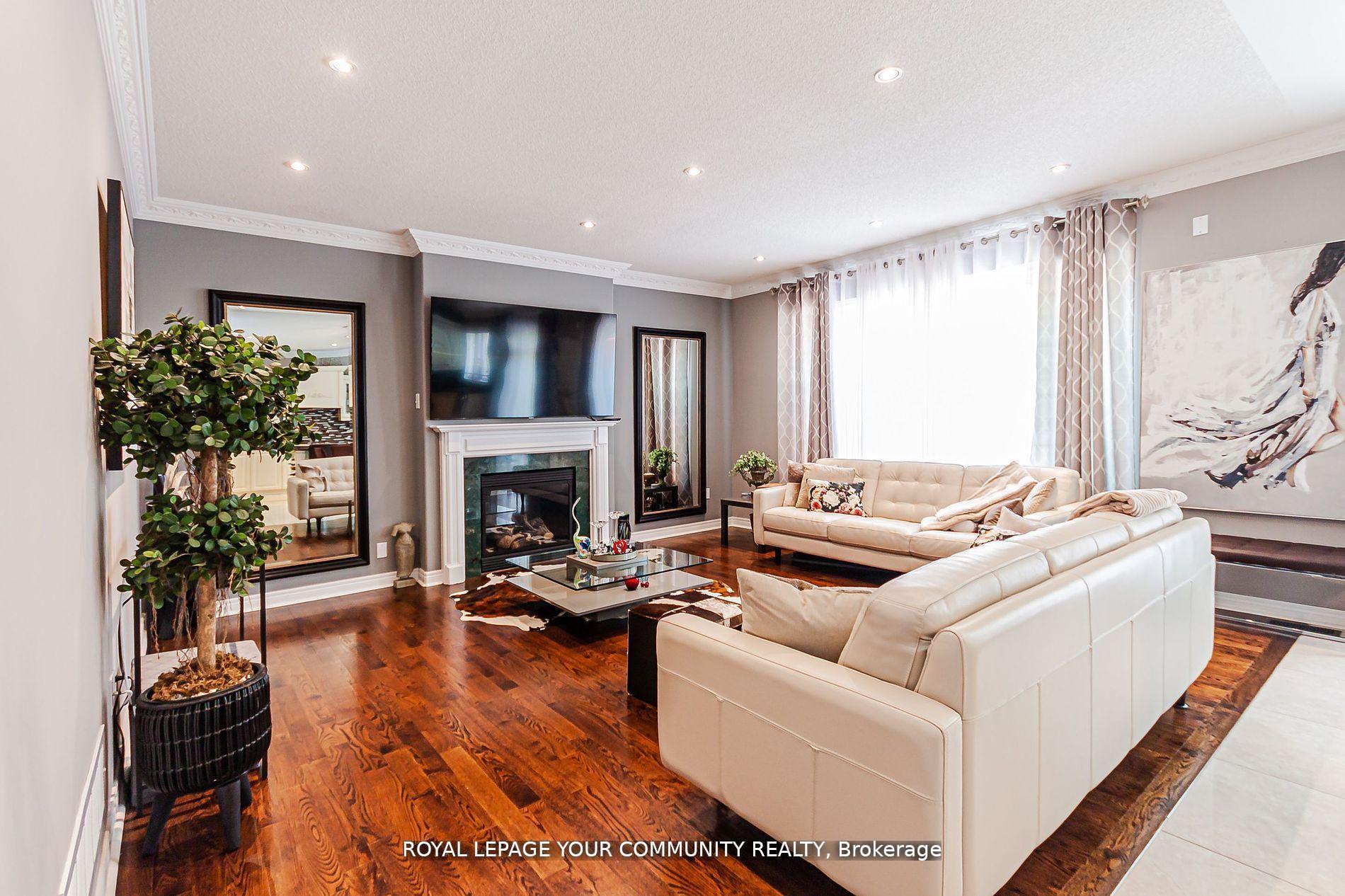 Photo 12 of 60 Pantano Drive, Vaughan, Patterson — HOMEH