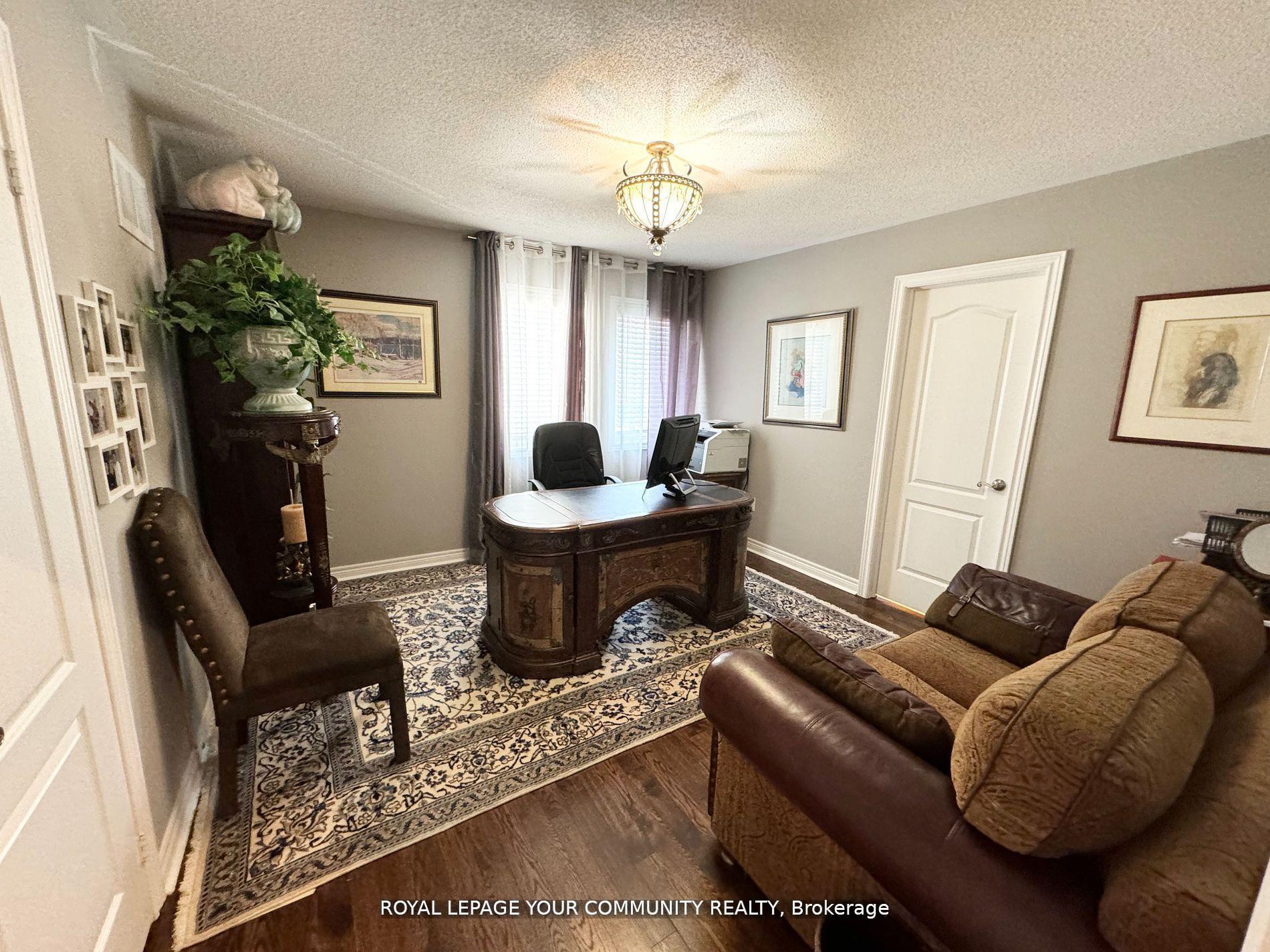 Photo 35 of 60 Pantano Drive, Vaughan, Patterson — HOMEH