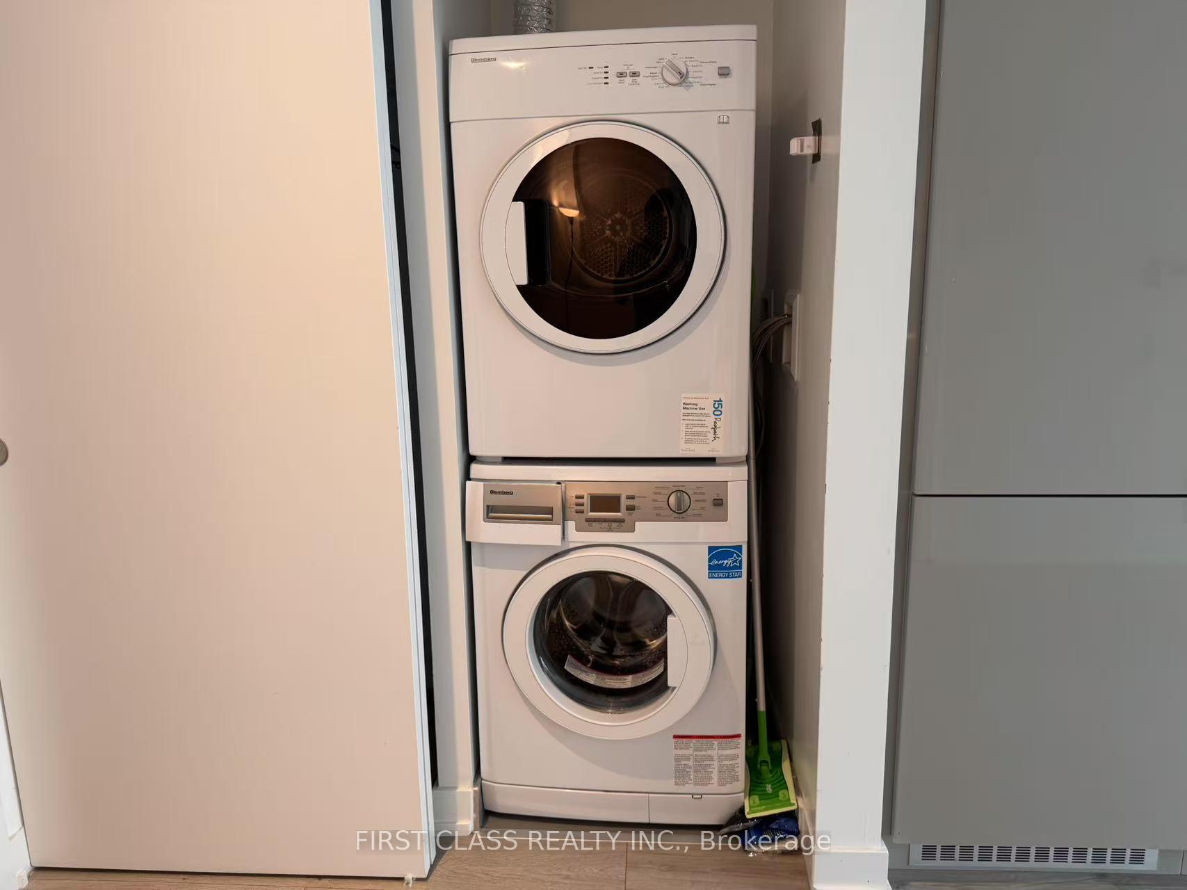 Photo 14 of Unit 618, 161 Roehampton Avenue, Toronto, Mount Pleasant West — HOMEH
