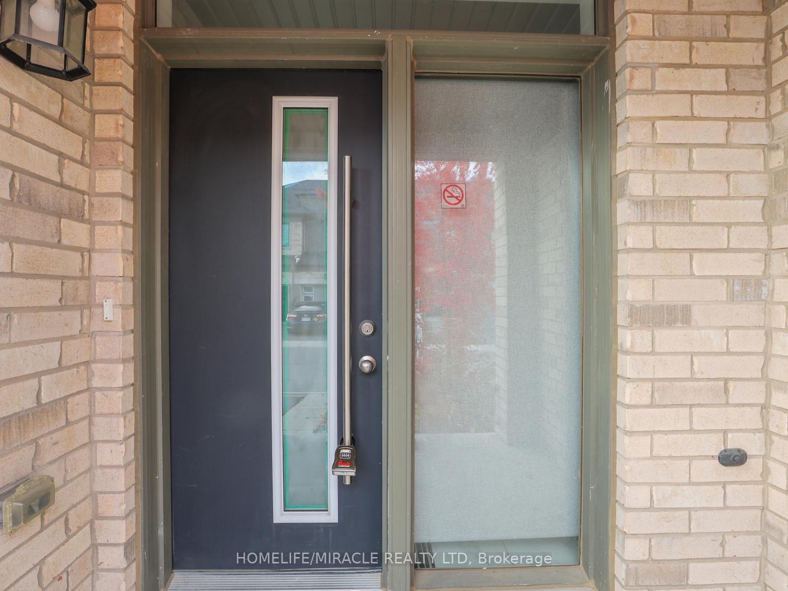 Photo 4 of Unit 100, 166 Deerpath Drive, Guelph, Willow West/Sugarbush/West Acres — HOMEH
