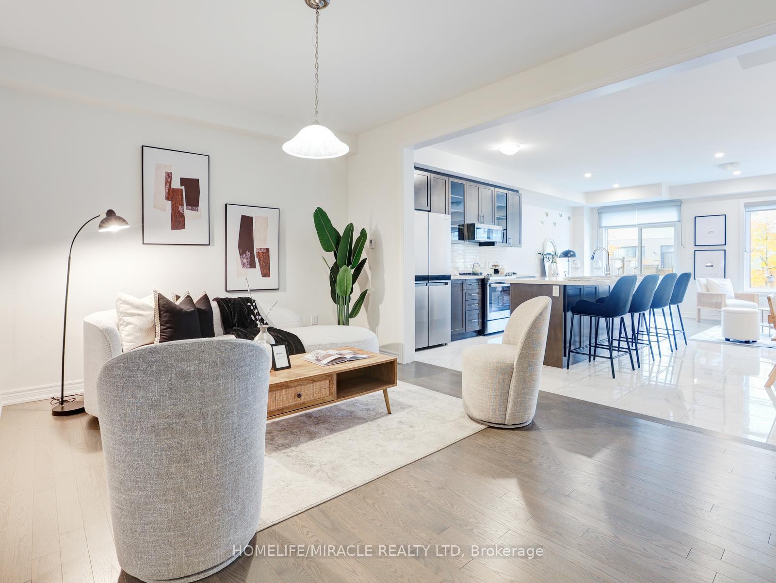 Photo 10 of Unit 100, 166 Deerpath Drive, Guelph, Willow West/Sugarbush/West Acres — HOMEH