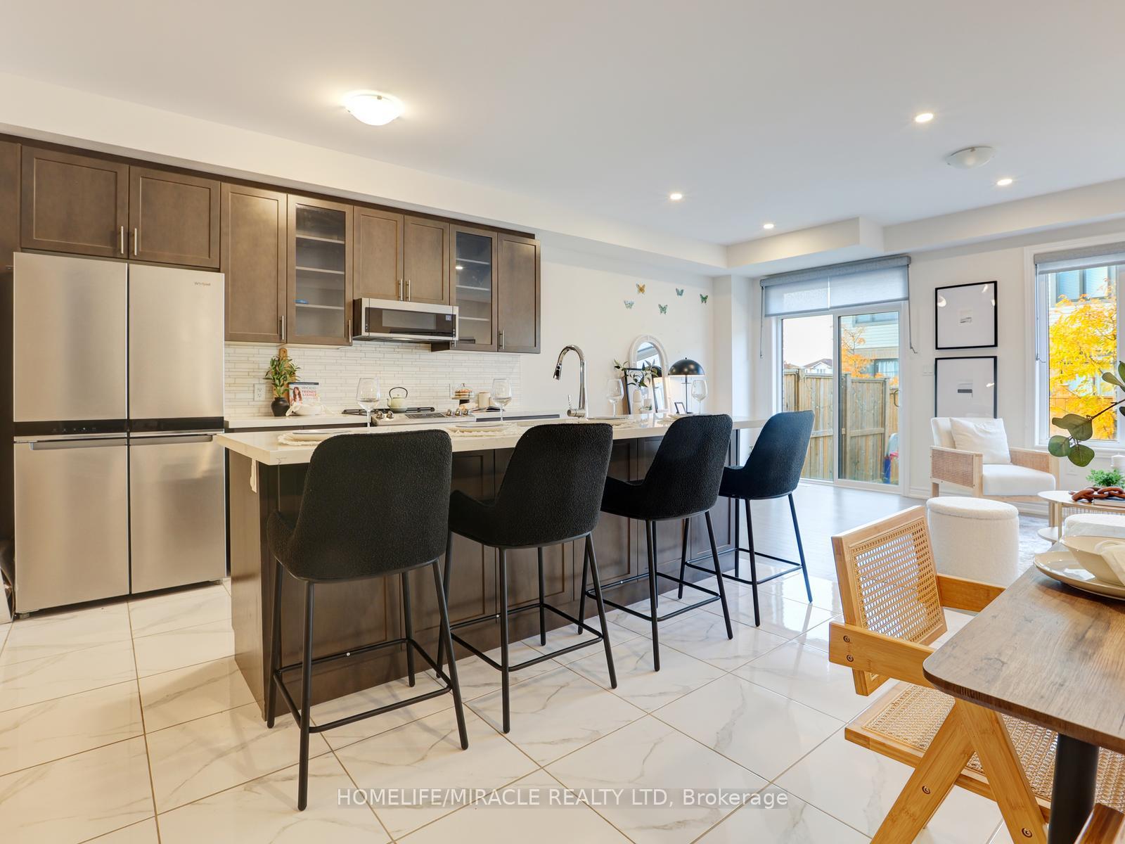Photo 16 of Unit 100, 166 Deerpath Drive, Guelph, Willow West/Sugarbush/West Acres — HOMEH