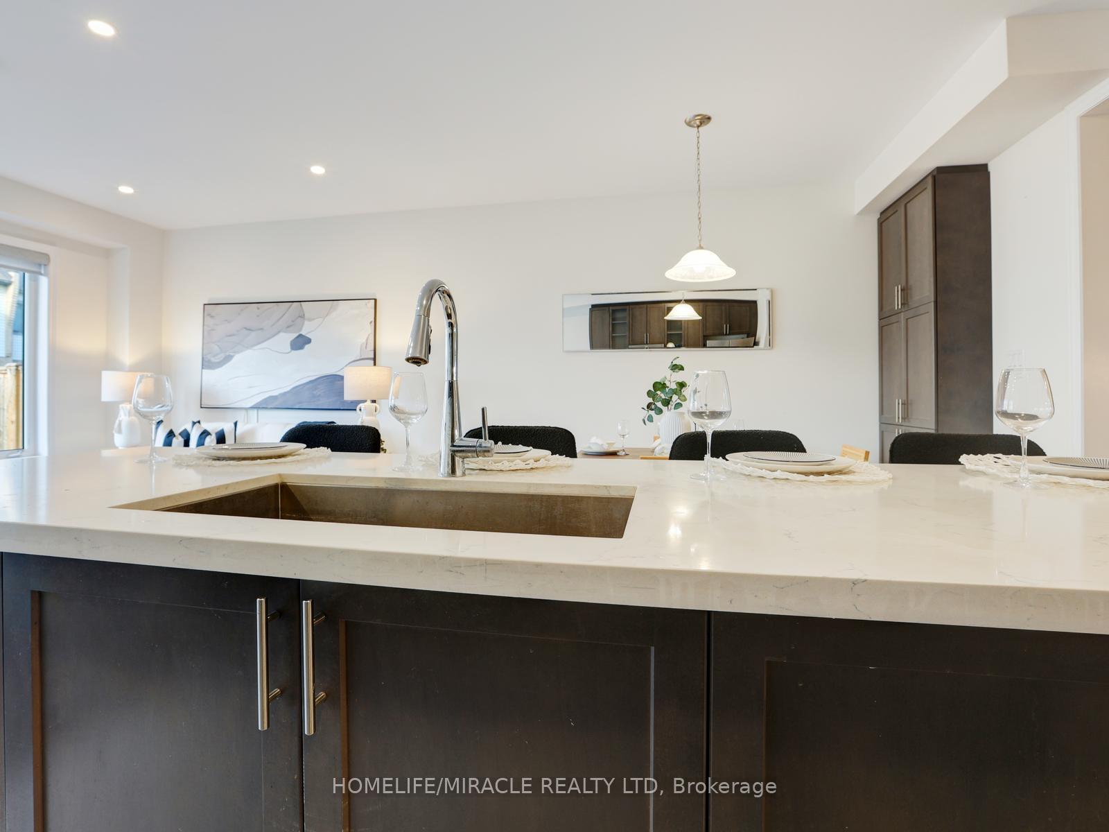 Photo 23 of Unit 100, 166 Deerpath Drive, Guelph, Willow West/Sugarbush/West Acres — HOMEH