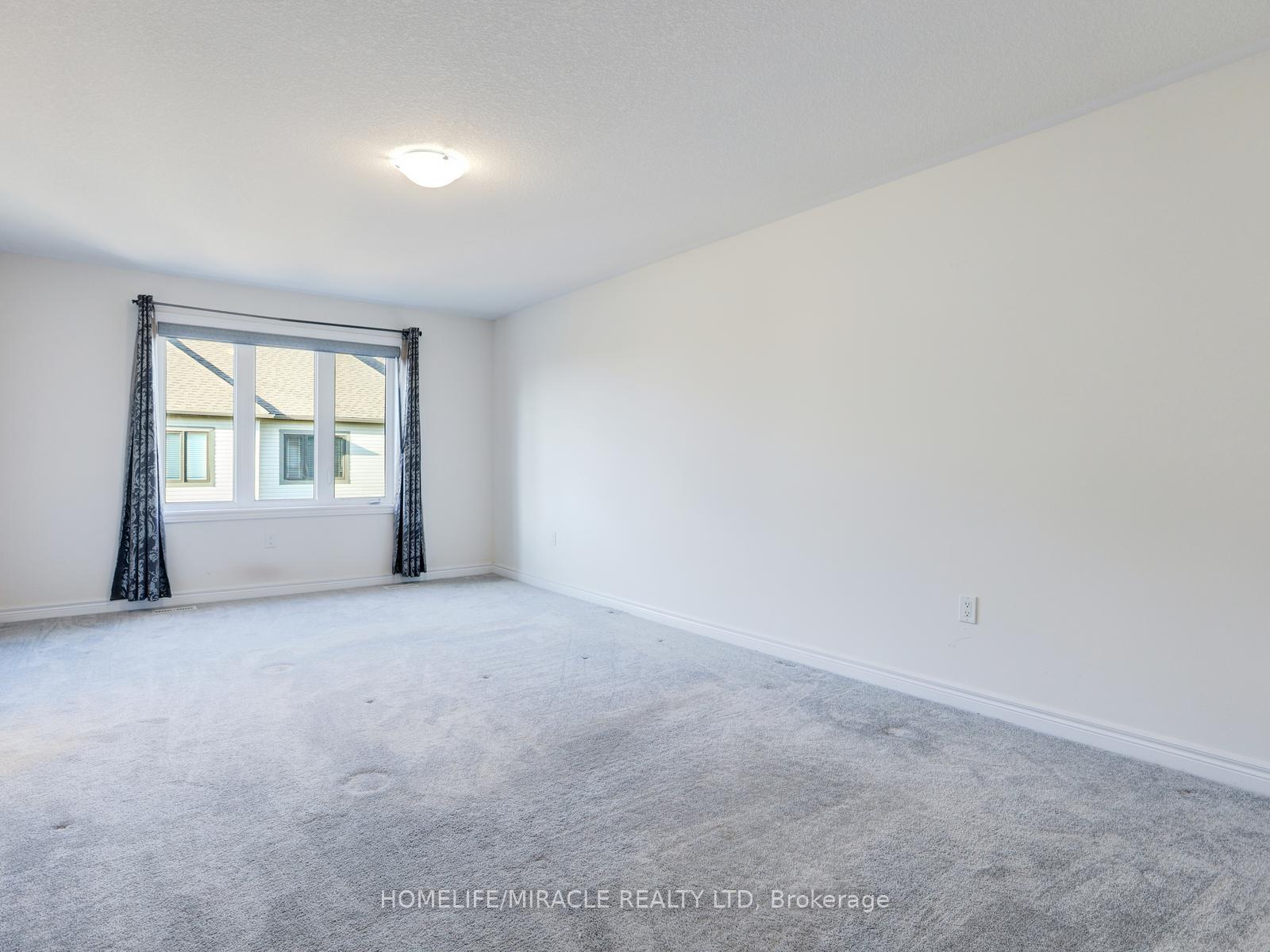 Photo 39 of Unit 100, 166 Deerpath Drive, Guelph, Willow West/Sugarbush/West Acres — HOMEH