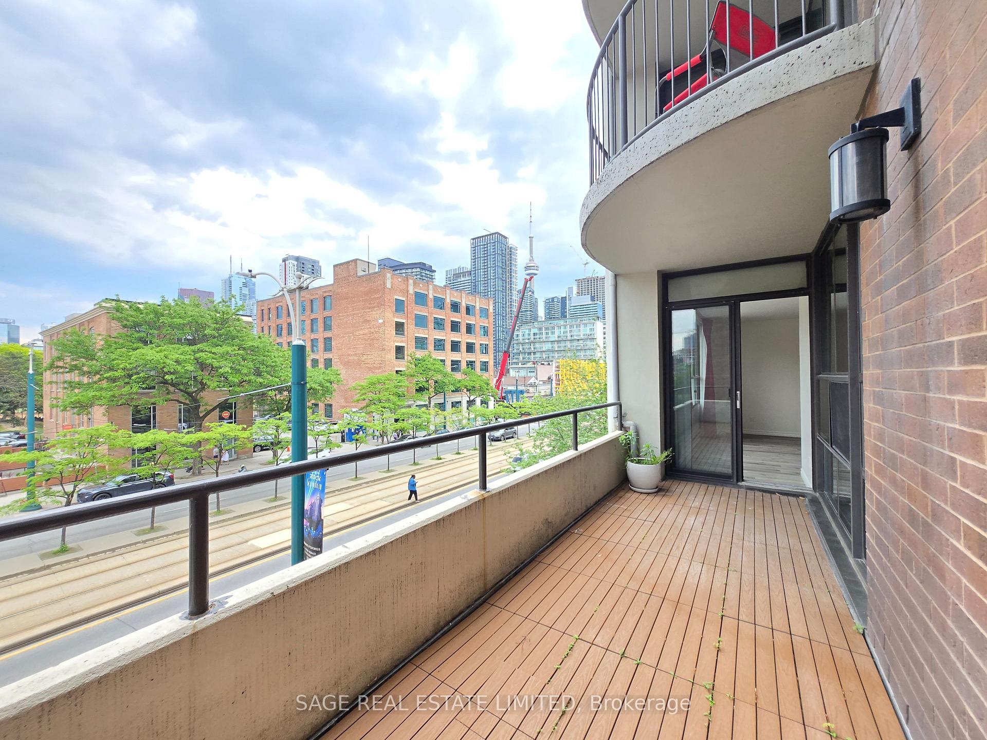 Photo 7 of Unit 208, 188 Spadina Avenue, Toronto, Kensington-Chinatown — HOMEH