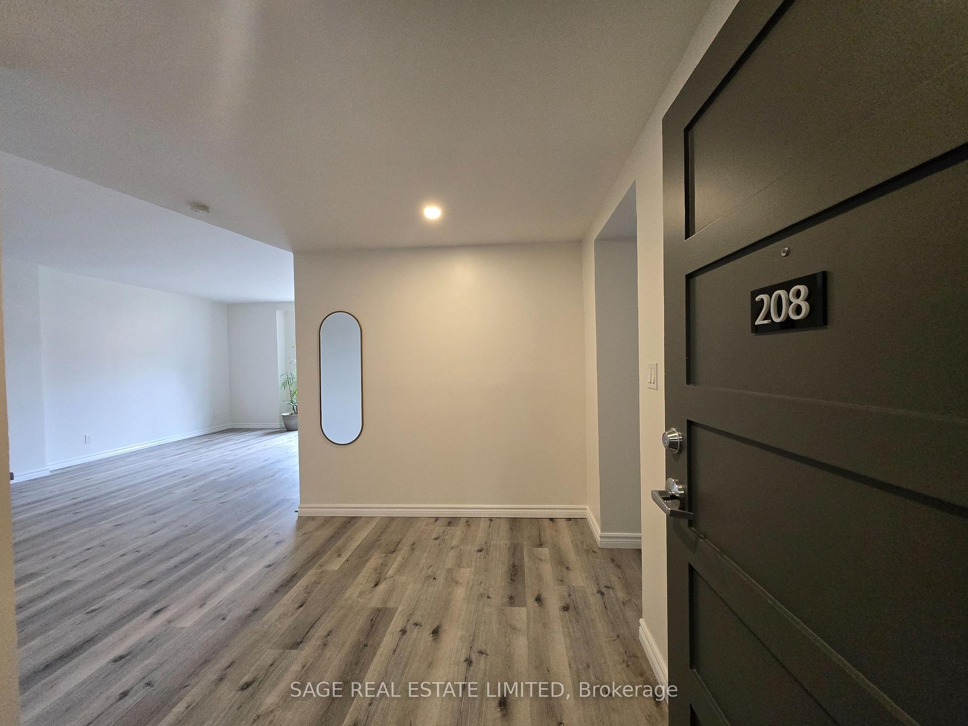 Photo 9 of Unit 208, 188 Spadina Avenue, Toronto, Kensington-Chinatown — HOMEH