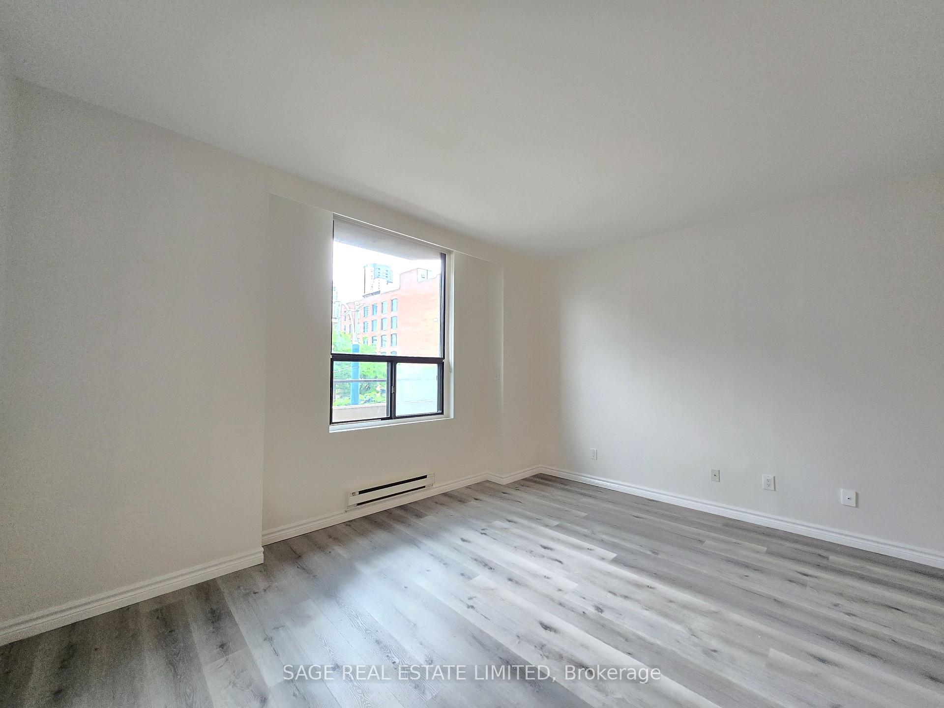 Photo 19 of Unit 208, 188 Spadina Avenue, Toronto, Kensington-Chinatown — HOMEH