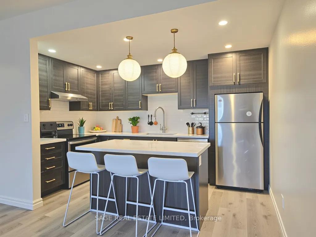 Photo 22 of Unit 208, 188 Spadina Avenue, Toronto, Kensington-Chinatown — HOMEH