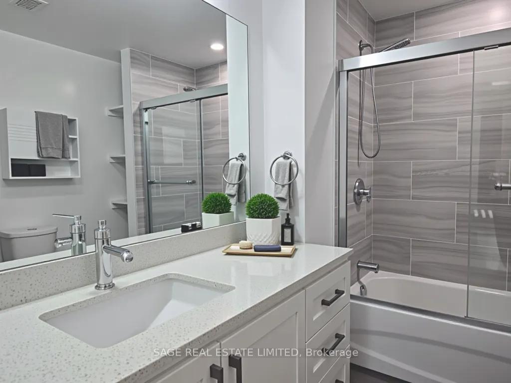 Photo 17 of Unit 208, 188 Spadina Avenue, Toronto, Kensington-Chinatown — HOMEH