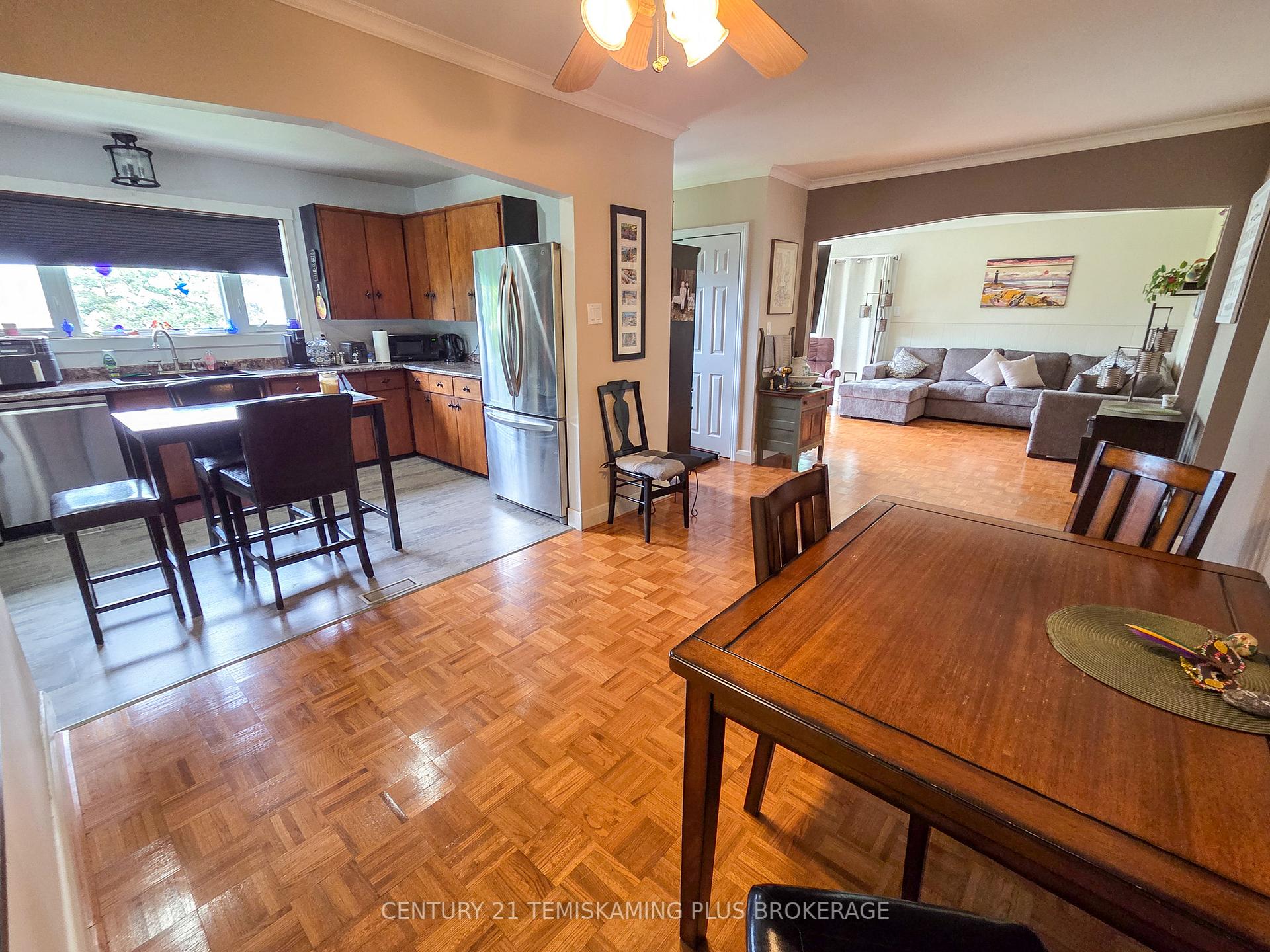 Photo 10 of 4 Dutton Street, Temiskaming Shores, Haileybury — HOMEH