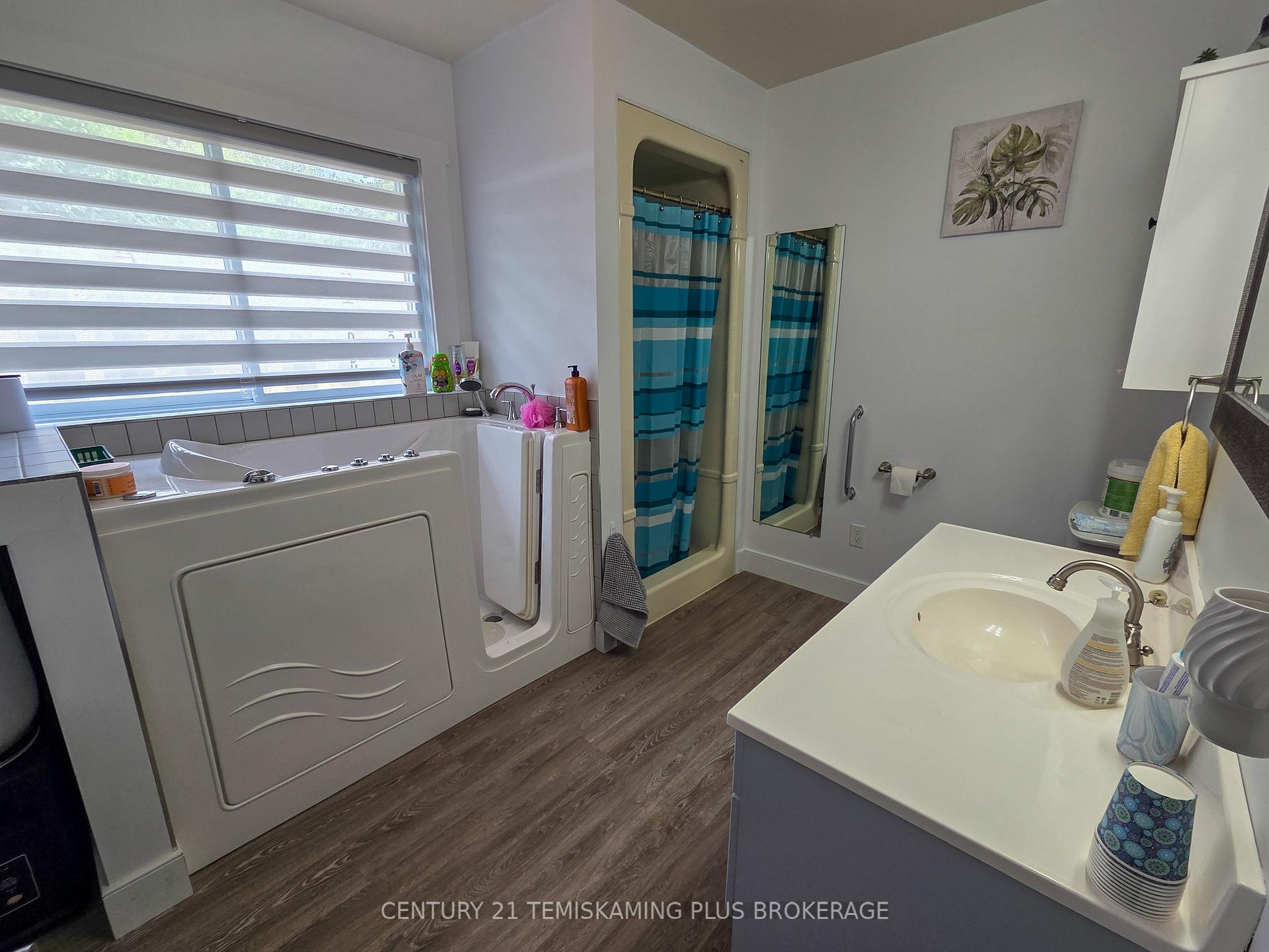 Photo 13 of 4 Dutton Street, Temiskaming Shores, Haileybury — HOMEH
