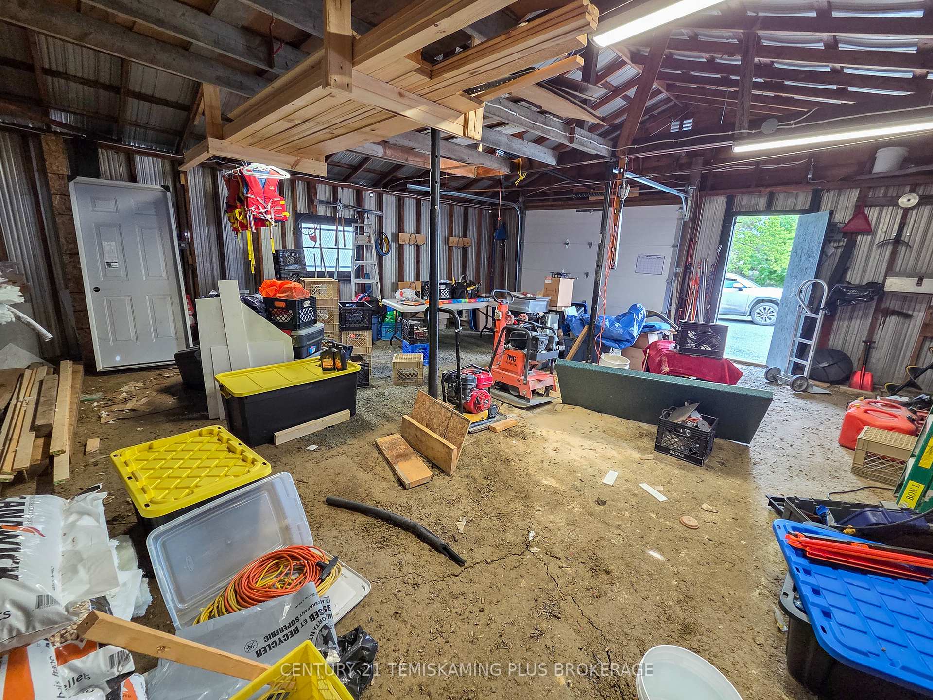 Photo 31 of 4 Dutton Street, Temiskaming Shores, Haileybury — HOMEH