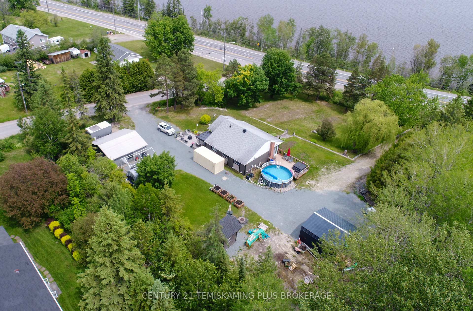 Photo 41 of 4 Dutton Street, Temiskaming Shores, Haileybury — HOMEH