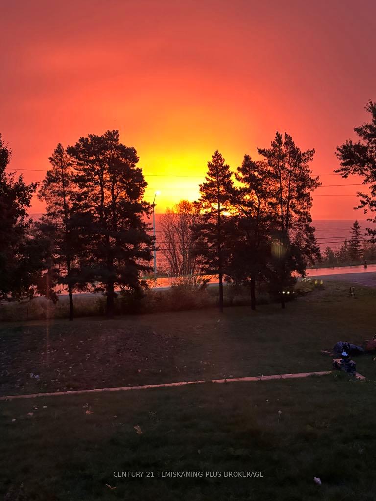 Photo 43 of 4 Dutton Street, Temiskaming Shores, Haileybury — HOMEH