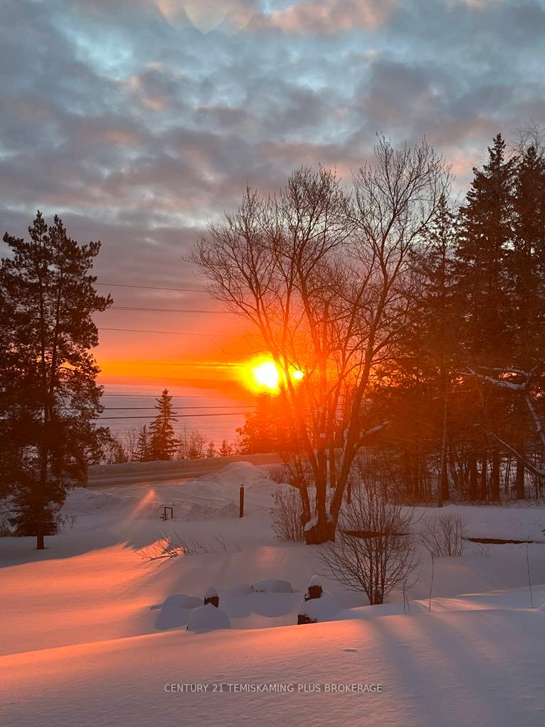 Photo 33 of 4 Dutton Street, Temiskaming Shores, Haileybury — HOMEH