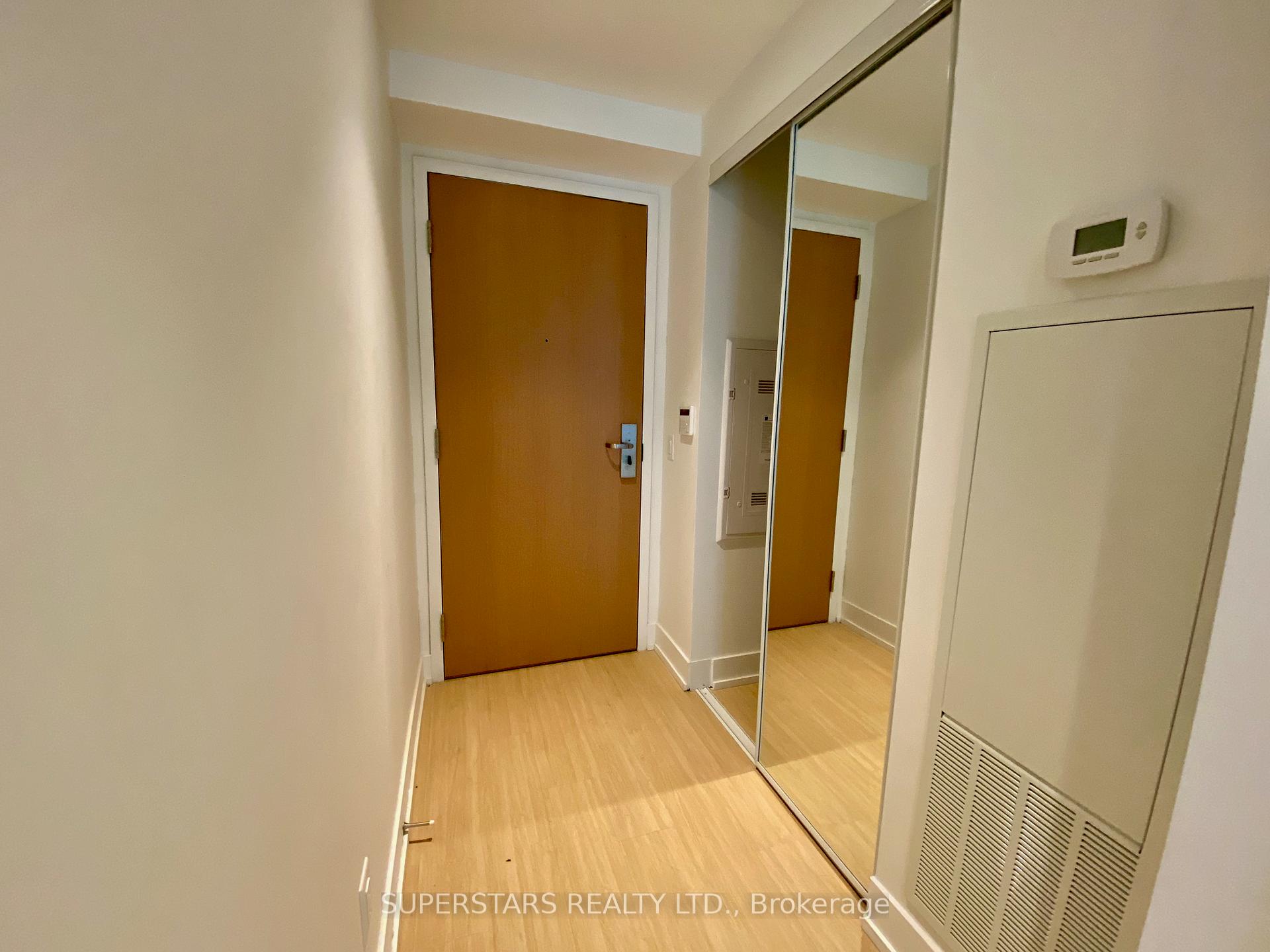 Photo 15 of Unit 5002, 7 Grenville Street, Toronto, Bay Street Corridor — HOMEH