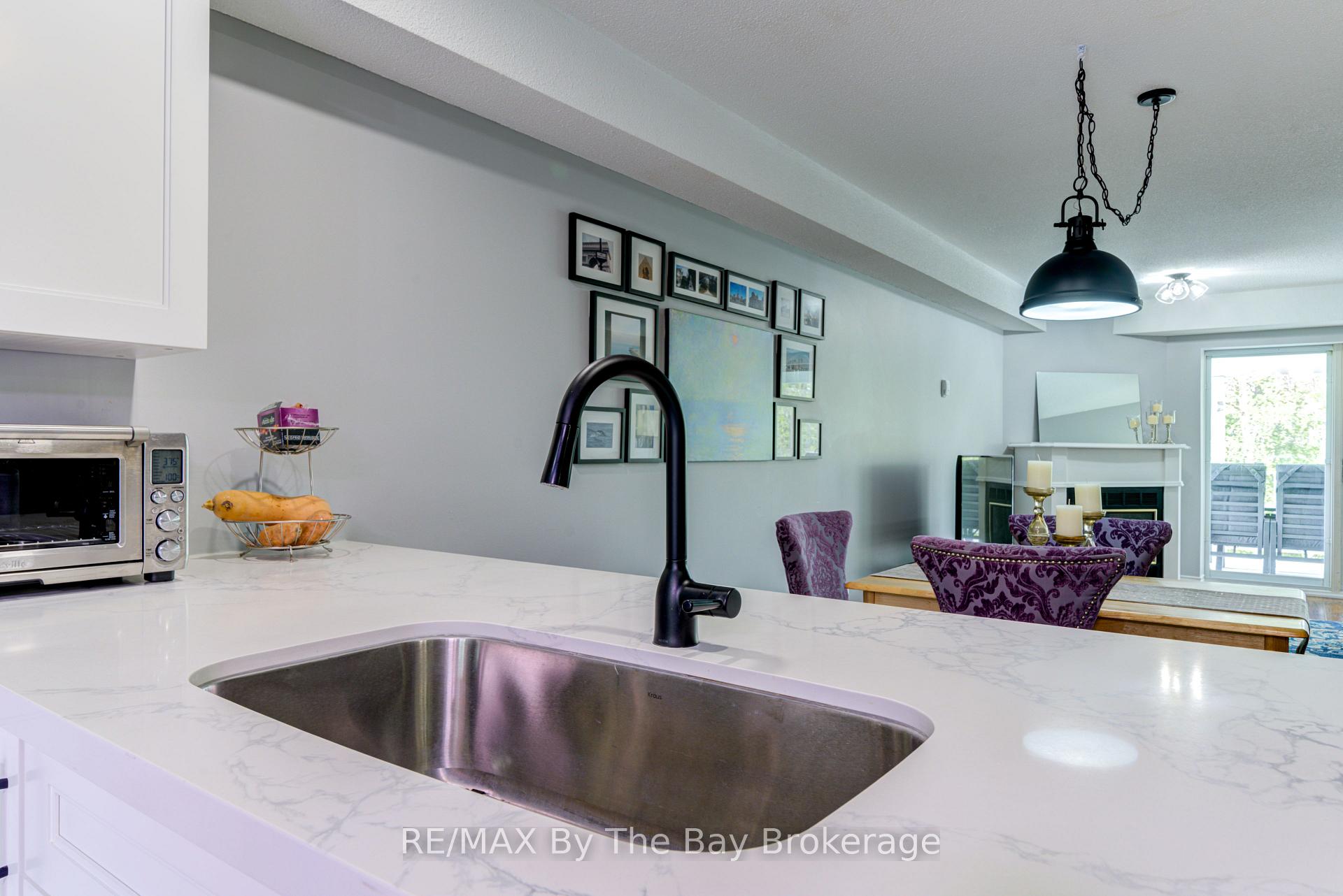 Photo 13 of Unit 6, 10 Mulligan Lane, Wasaga Beach — HOMEH