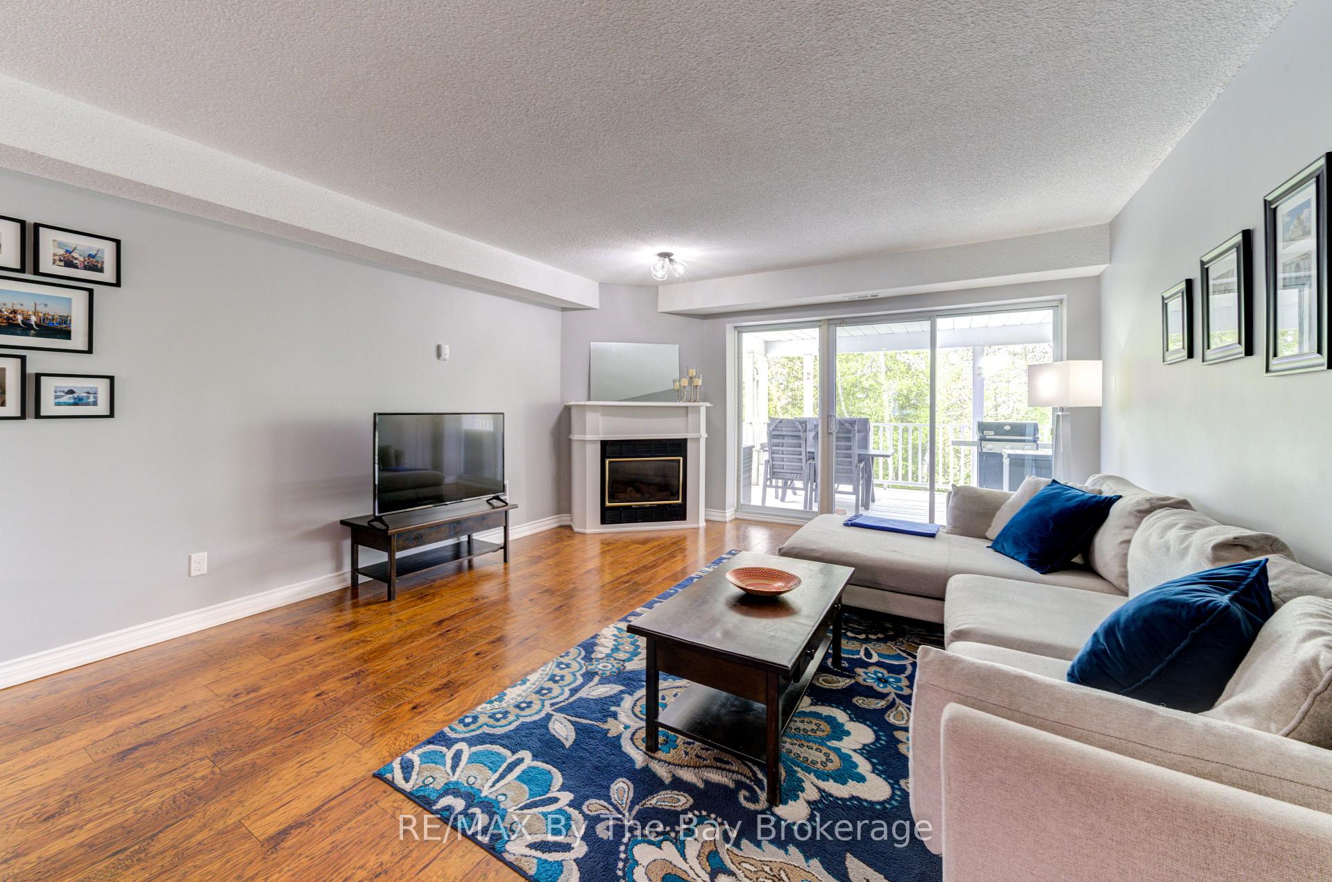 Photo 17 of Unit 6, 10 Mulligan Lane, Wasaga Beach — HOMEH