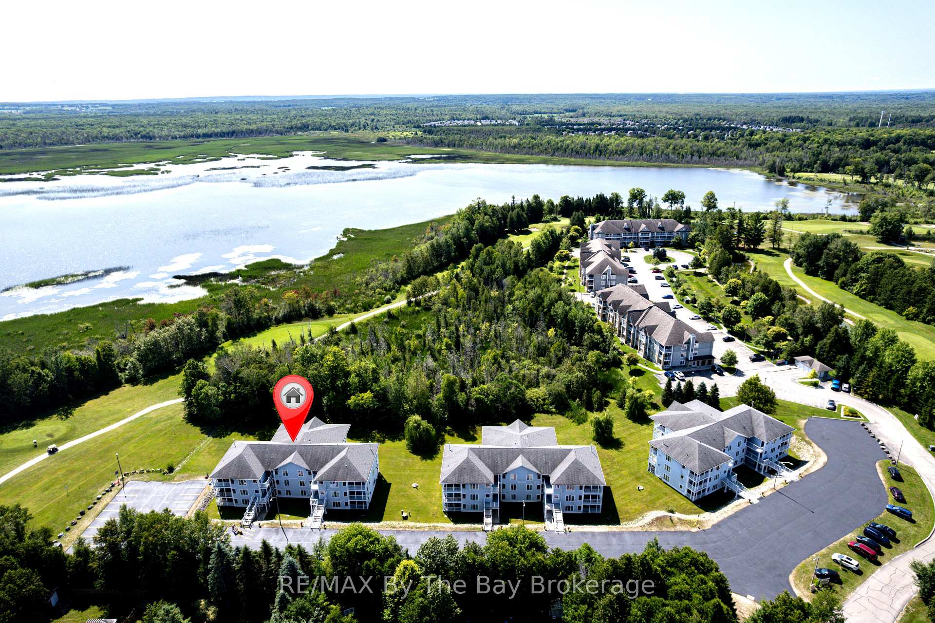 Photo 38 of Unit 6, 10 Mulligan Lane, Wasaga Beach — HOMEH