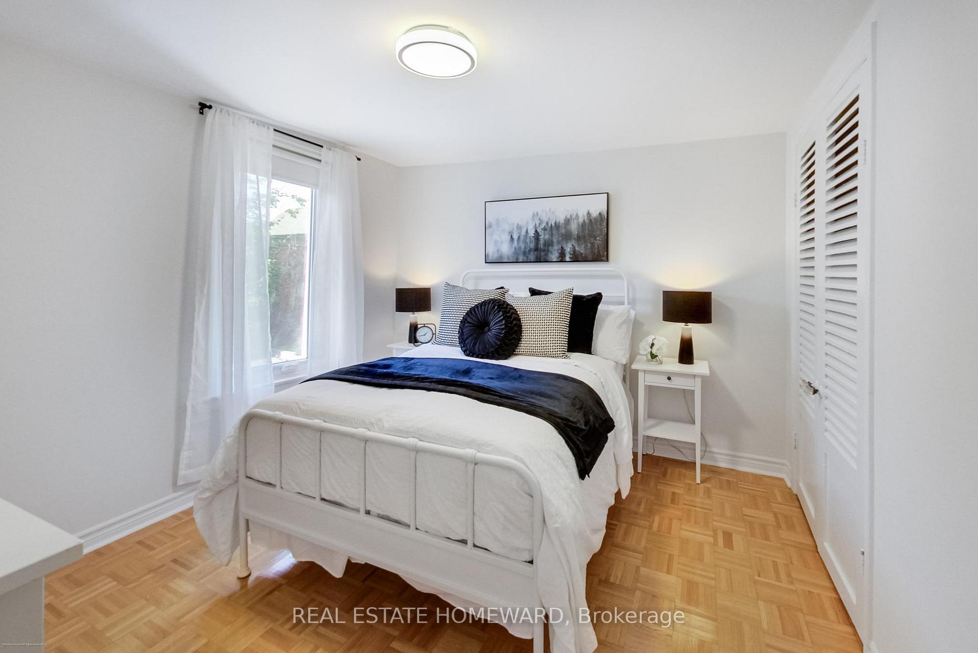 Photo 25 of 7 Whitaker Avenue, Toronto, Niagara — HOMEH
