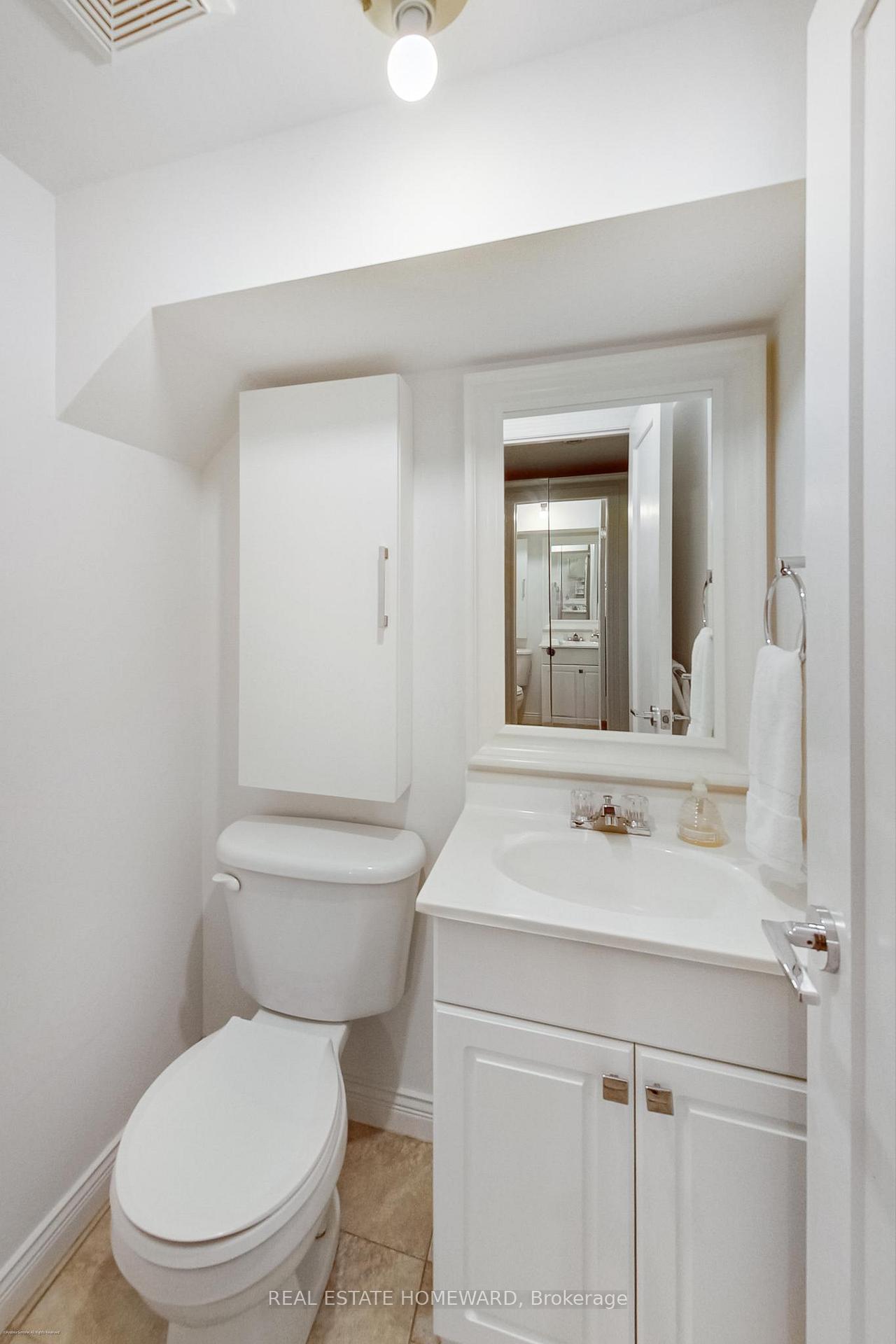 Photo 19 of 7 Whitaker Avenue, Toronto, Niagara — HOMEH