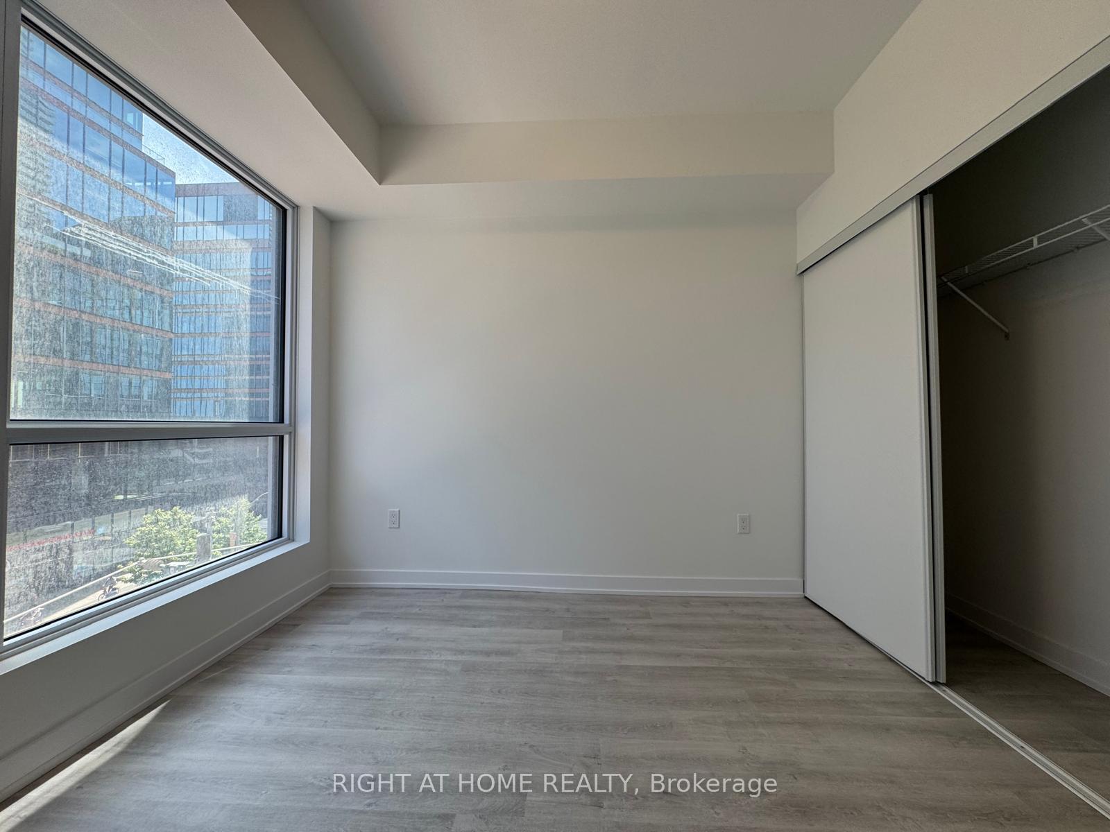 Photo 7 of Unit 419, 15 Richardson Street, Toronto, Waterfront Communities — HOMEH