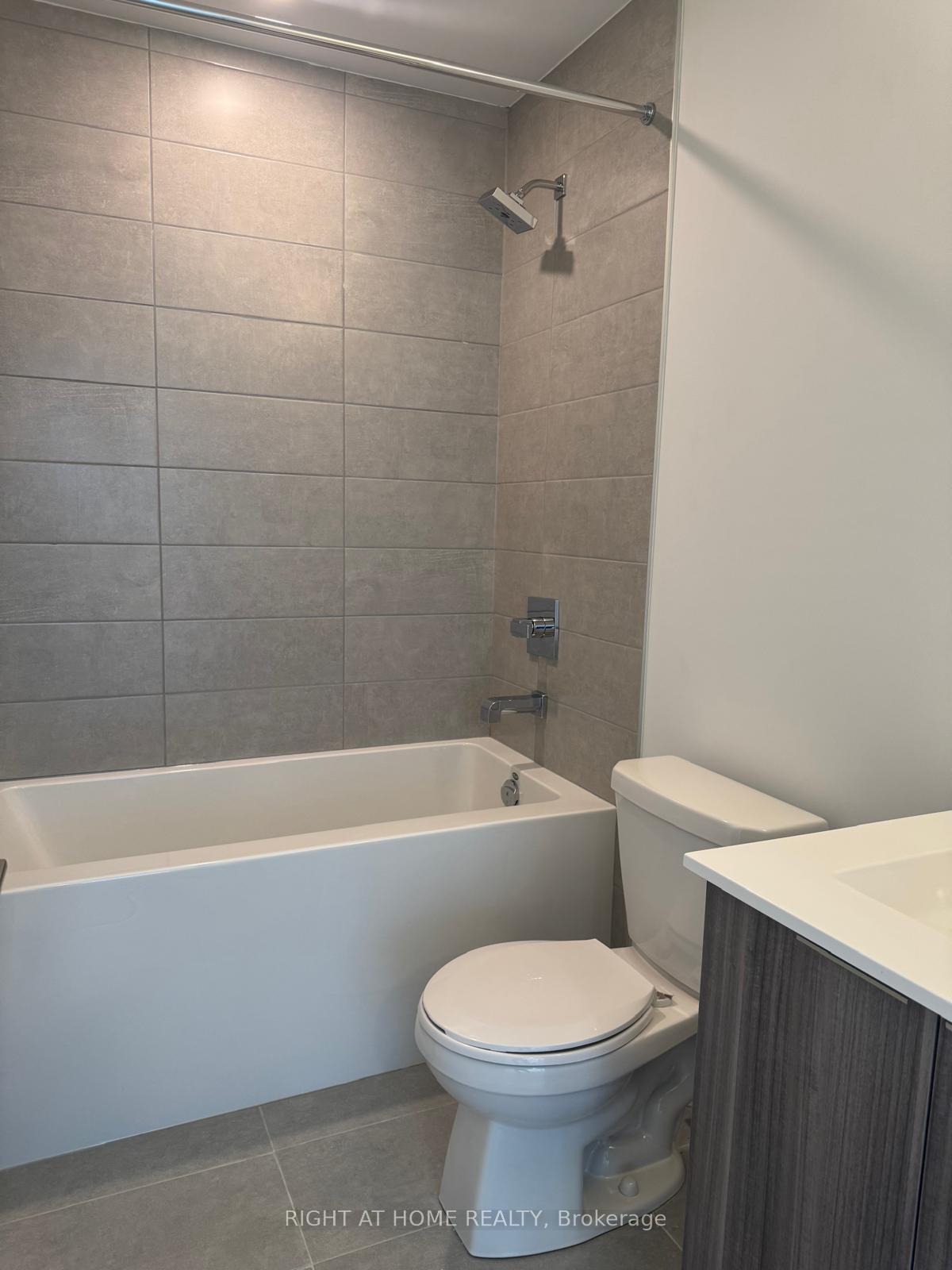 Photo 14 of Unit 419, 15 Richardson Street, Toronto, Waterfront Communities — HOMEH
