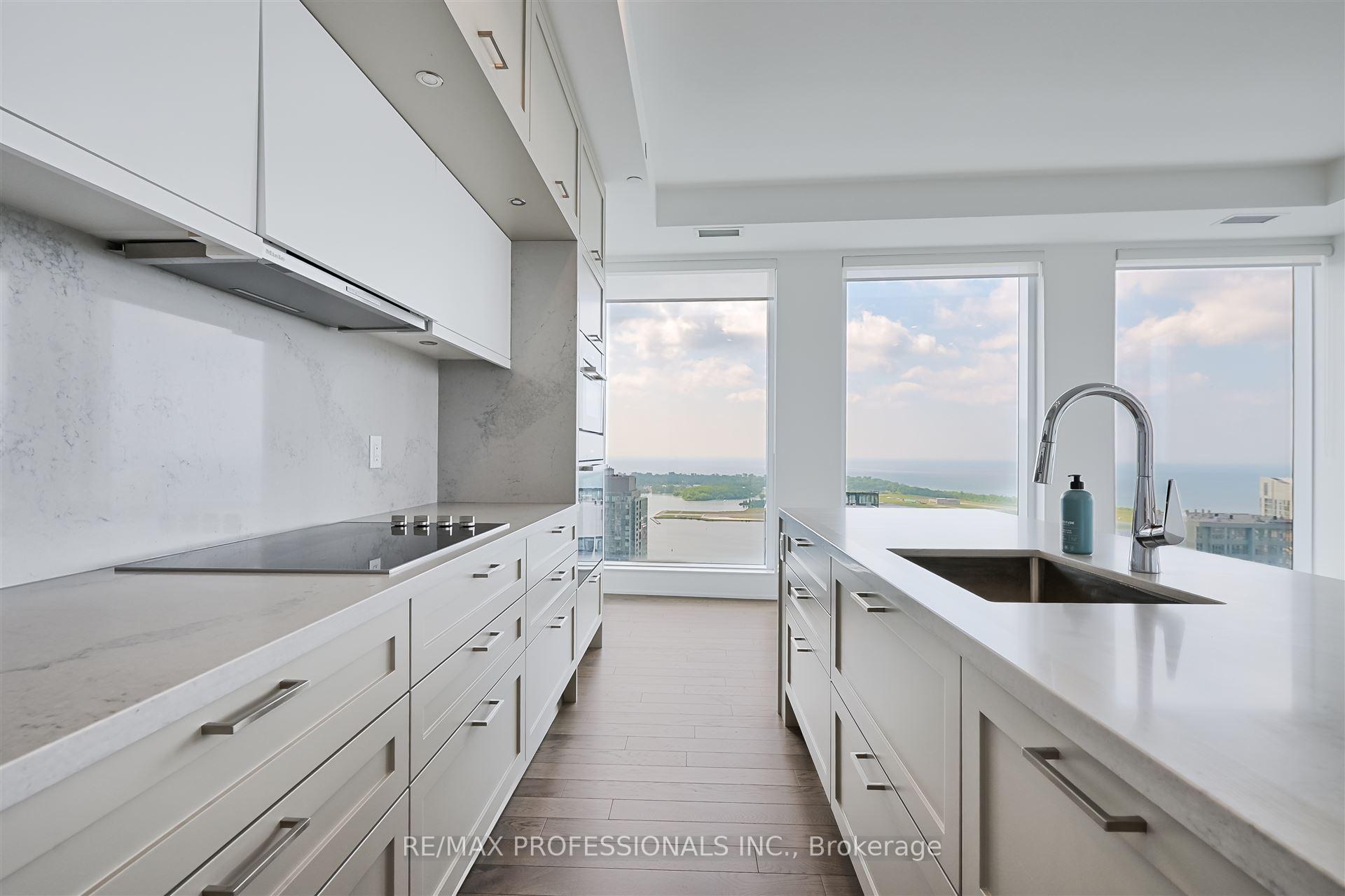 Photo 12 of Unit GPH13, 470 Front Street, Toronto, Waterfront Communities — HOMEH