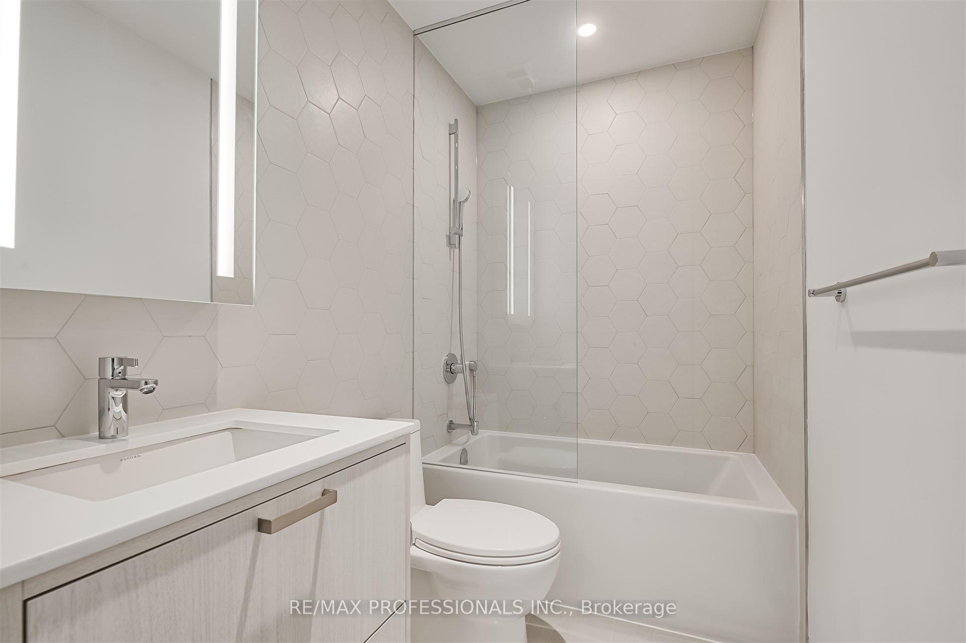 Photo 32 of Unit GPH13, 470 Front Street, Toronto, Waterfront Communities — HOMEH