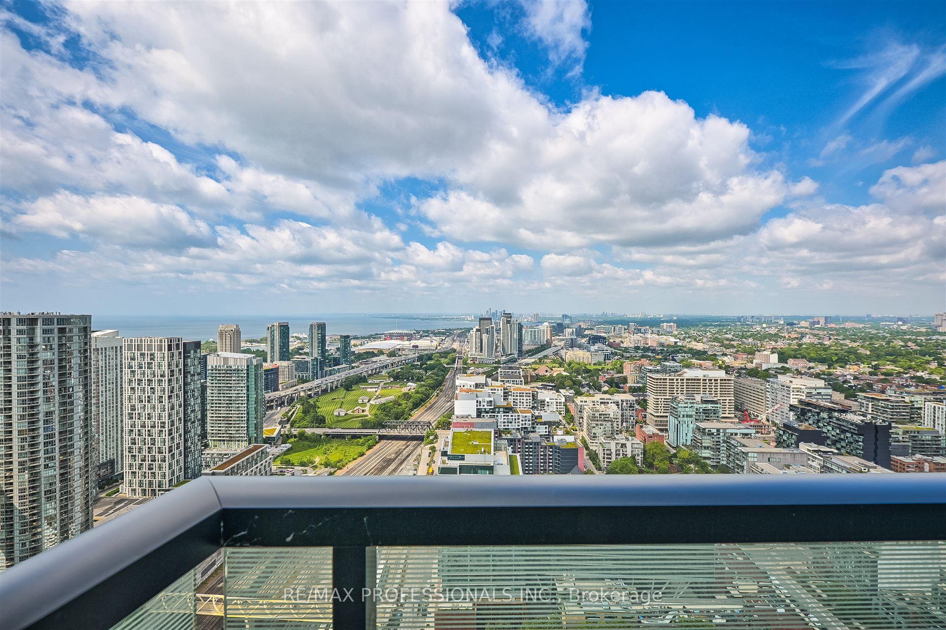 Photo 35 of Unit GPH13, 470 Front Street, Toronto, Waterfront Communities — HOMEH