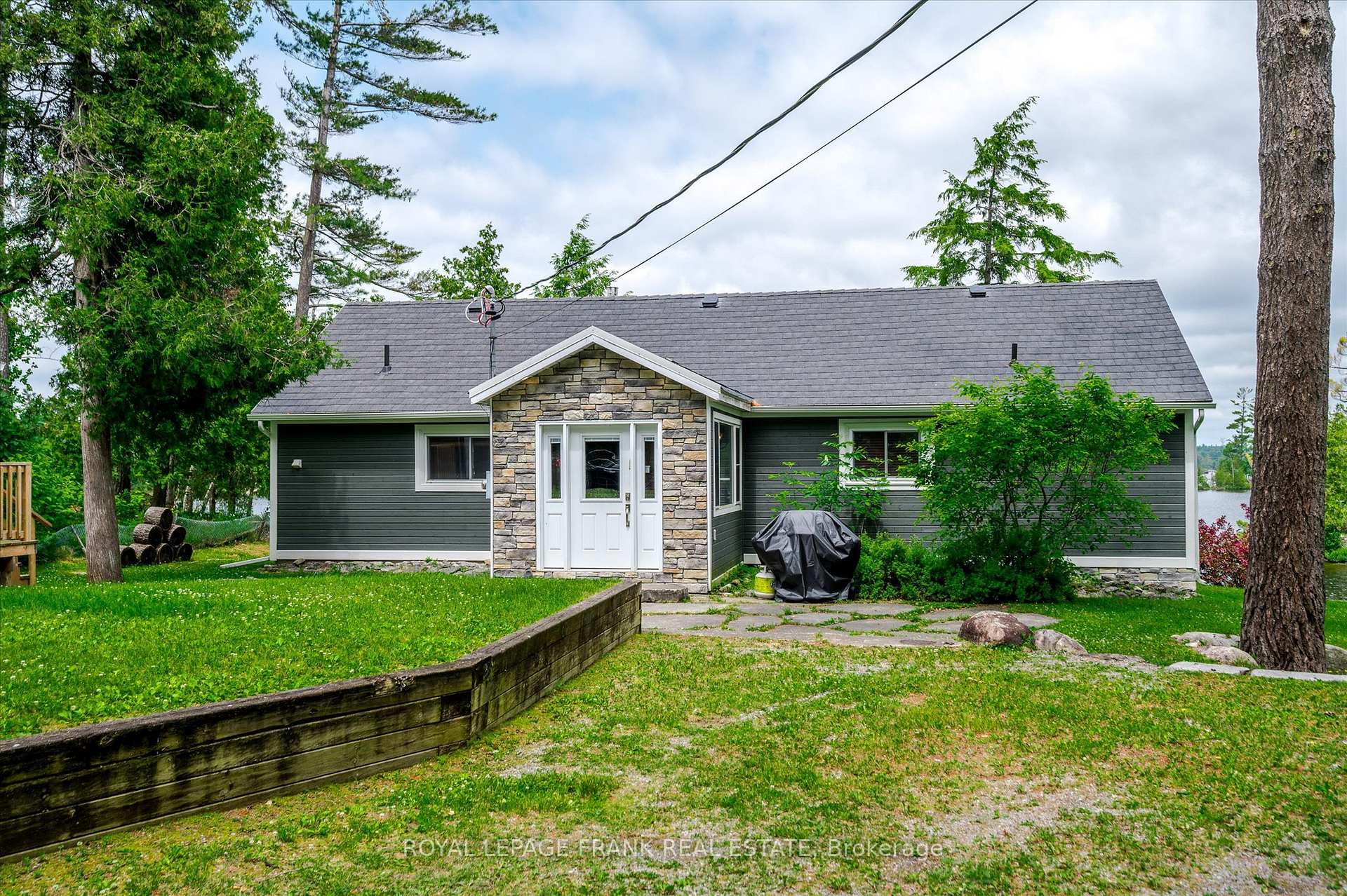 Photo 8 of 1786 South Bayshore Road E, Douro-Dummer — HOMEH