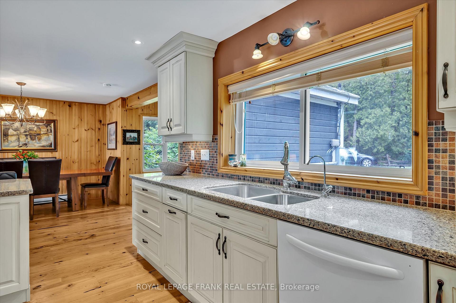 Photo 21 of 1786 South Bayshore Road E, Douro-Dummer — HOMEH