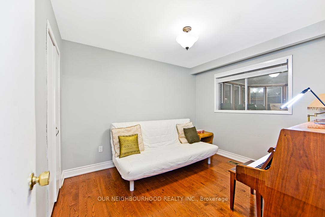 Photo 14 of 555 Pine Ridge Road, Pickering, Rosebank — HOMEH