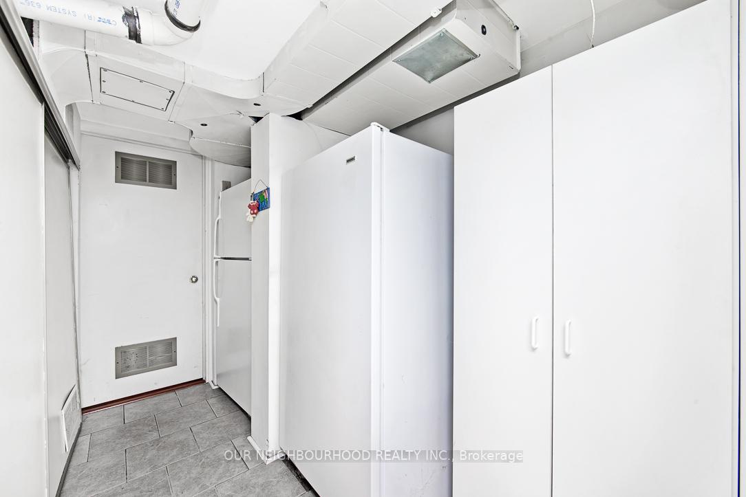 Photo 25 of 555 Pine Ridge Road, Pickering, Rosebank — HOMEH
