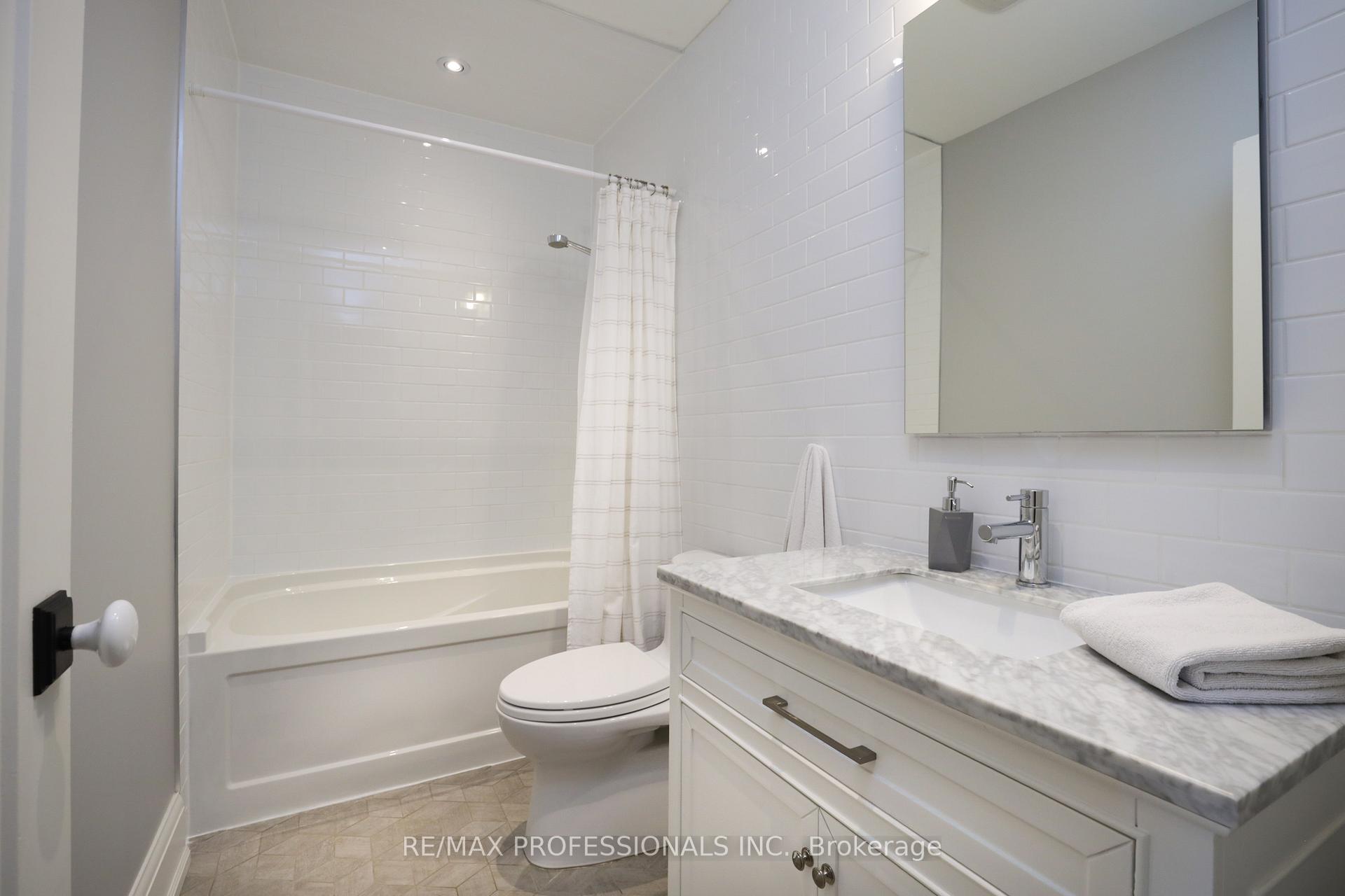 Photo 5 of 133 Browning Avenue, Toronto, Playter Estates-Danforth — HOMEH