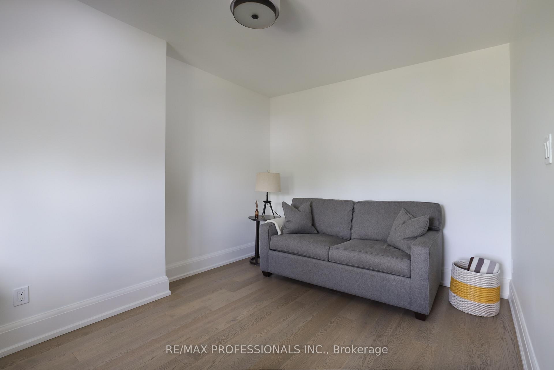 Photo 14 of 133 Browning Avenue, Toronto, Playter Estates-Danforth — HOMEH