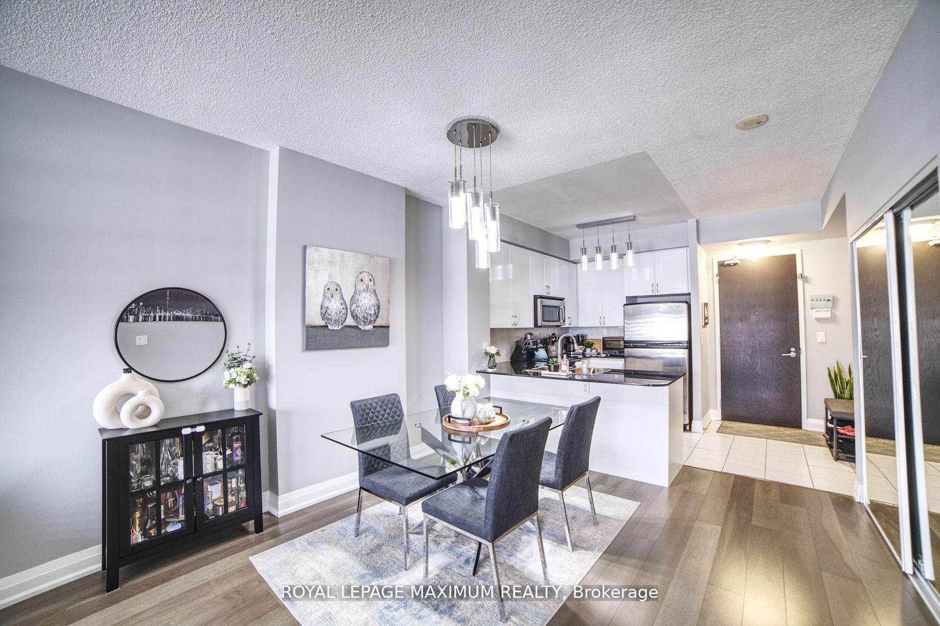 Photo 7 of Unit 216, 83 Woodbridge Avenue, Vaughan, West Woodbridge — HOMEH